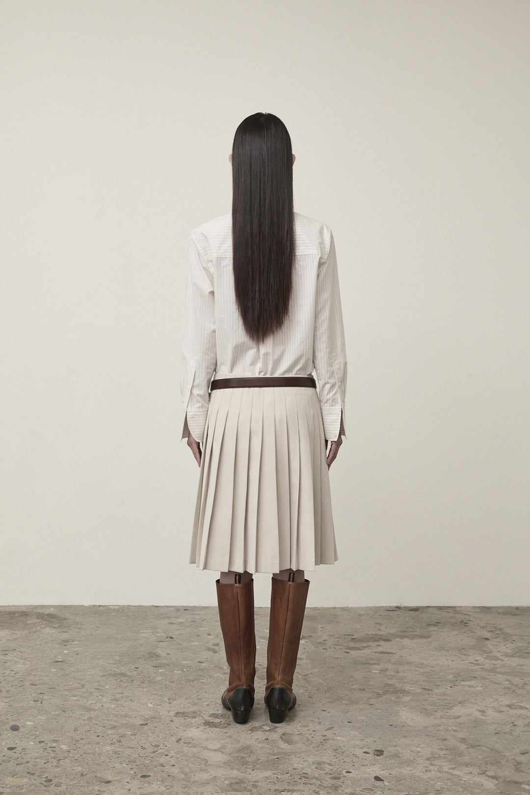 Matin Kim Side Zipper Pleats Midi Skirt — Beige