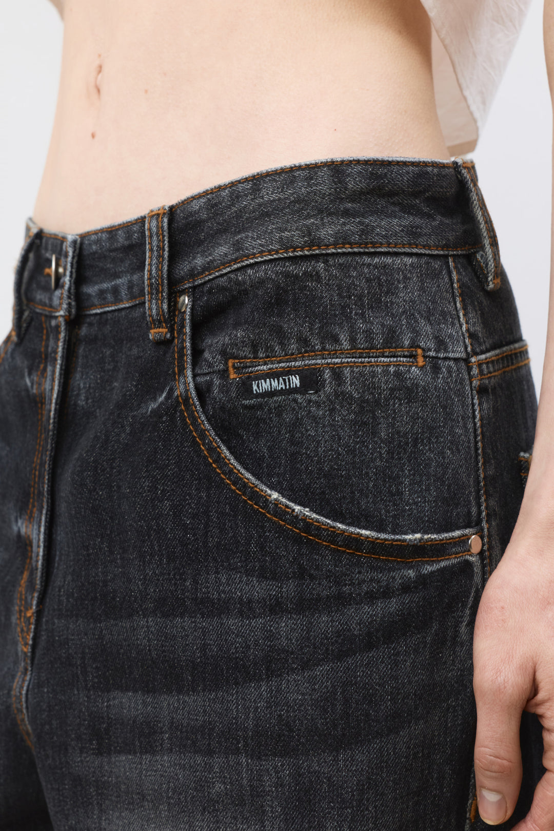 KIMMATIN Twisted Seam Denim — Dark — Gray