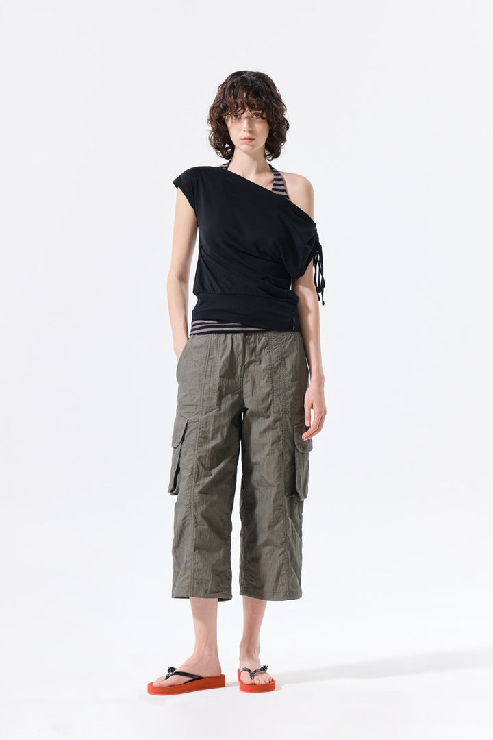 Matin Kim Crinkle Capri Pants — Khaki