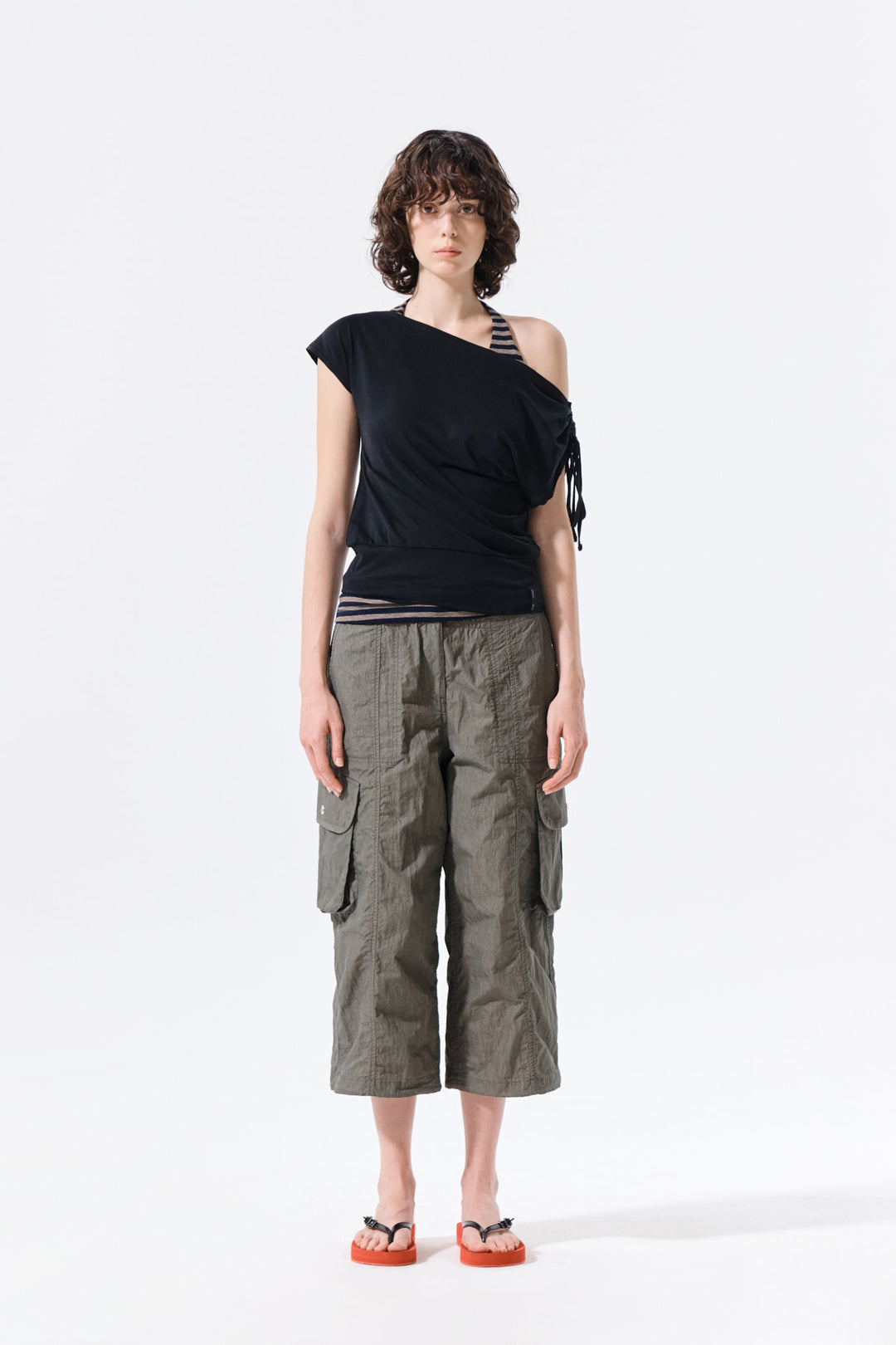 Matin Kim Crinkle Capri Pants — Khaki
