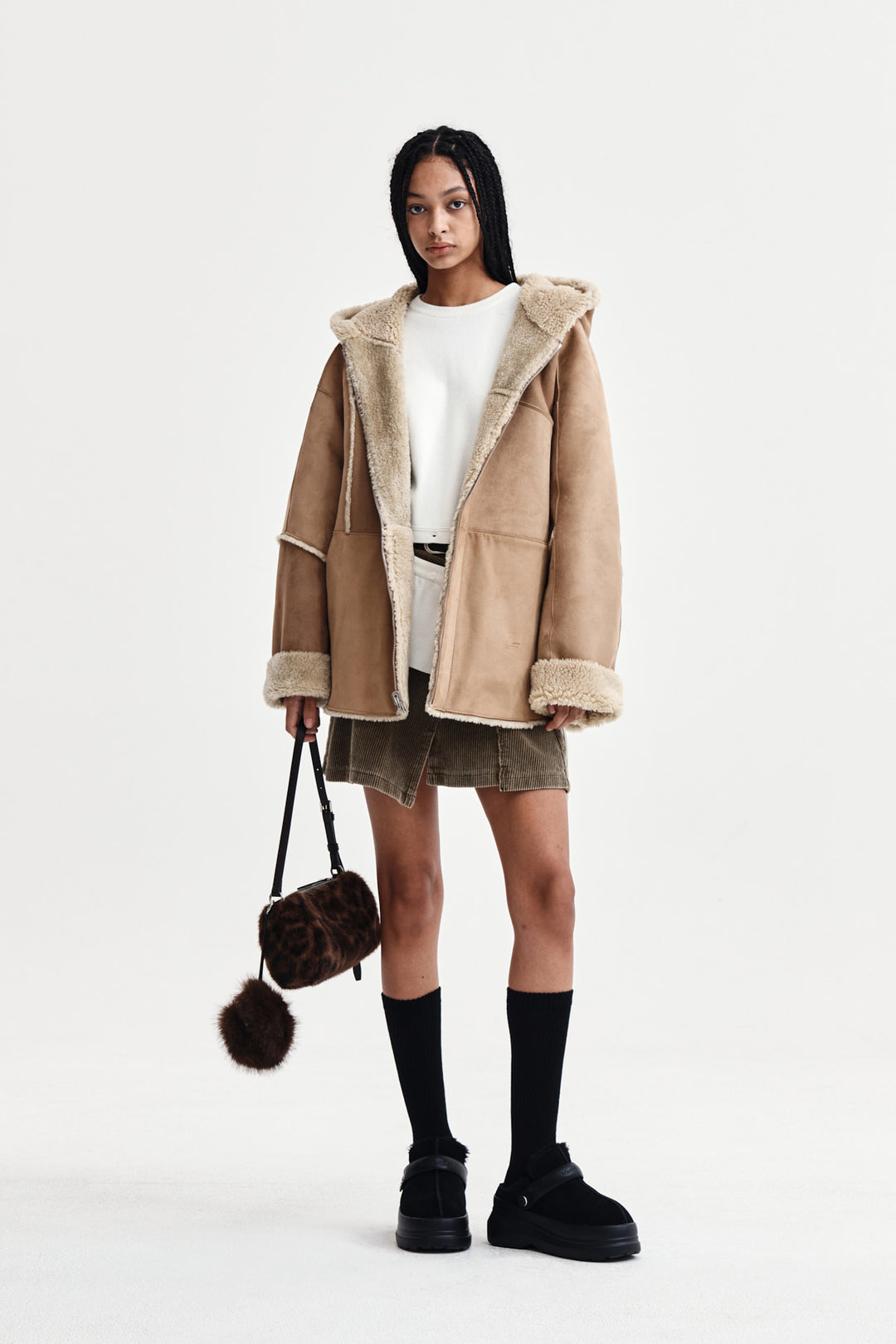 Matin Kim Reversible Hoody Mustang — Beige