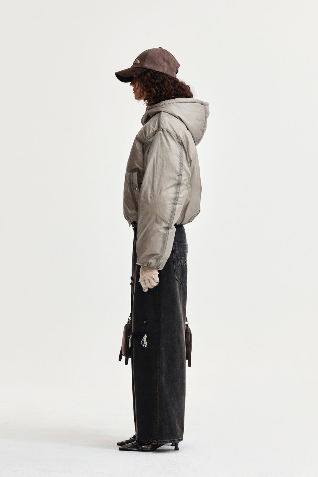 Matin Kim Back Logo Hoody Short Down Jumper — Beige
