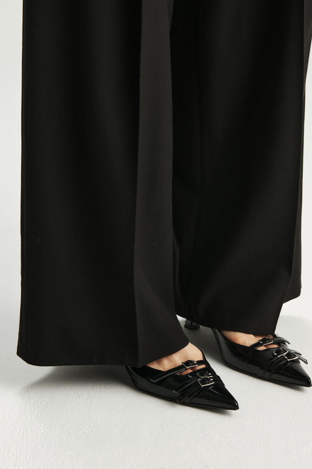 KIMMATIN Buckle Stiletto Sling Back Heels — Black