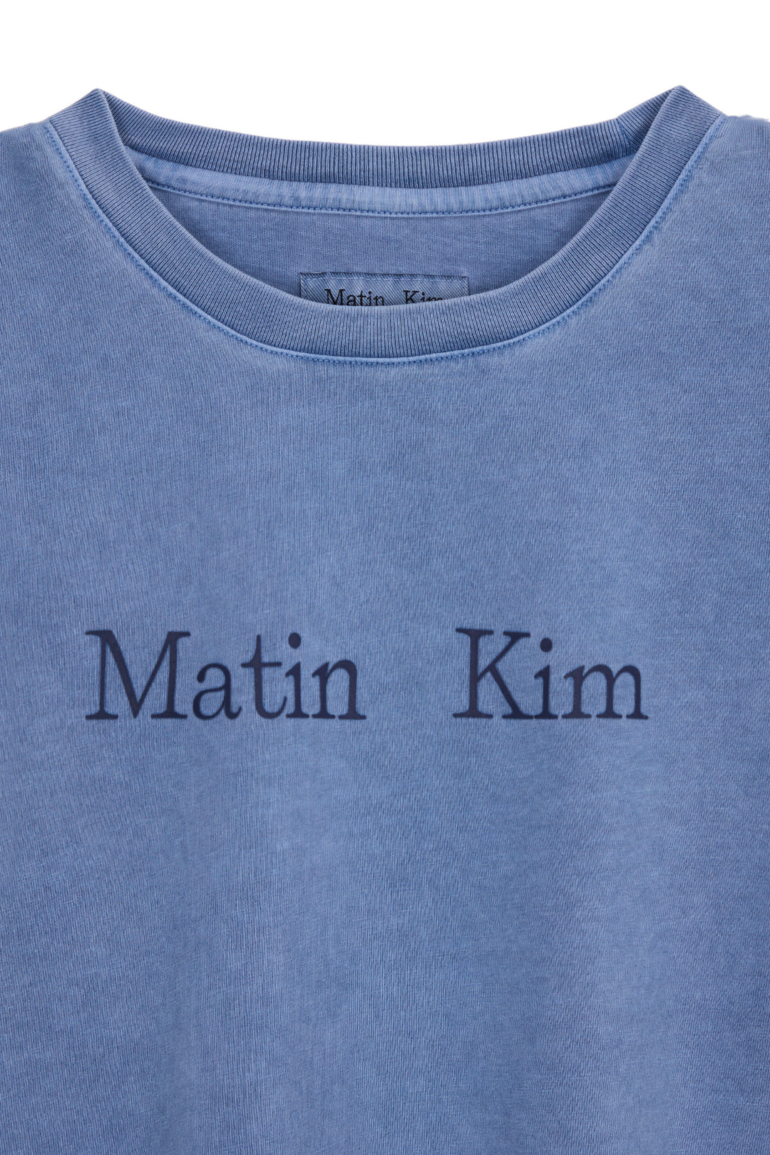 Matin Kim Pigment Logo Crop Top Powder — Blue