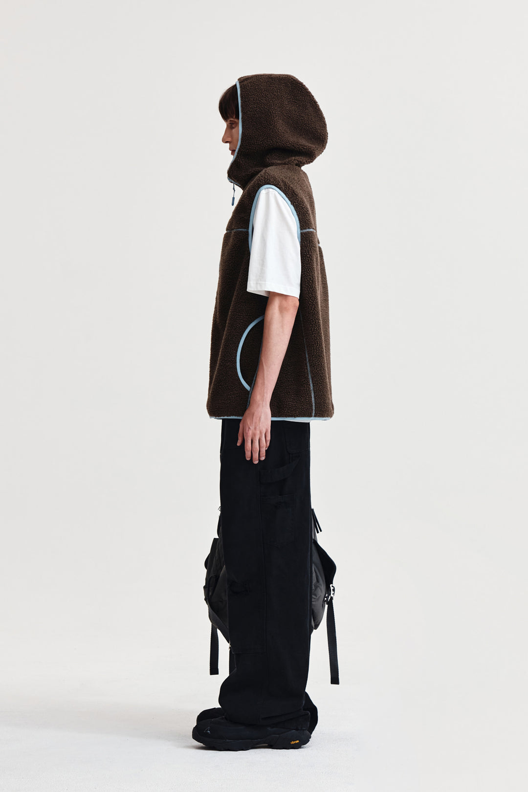 Matin Kim Fleece Hoody Vest in Dark — Brown