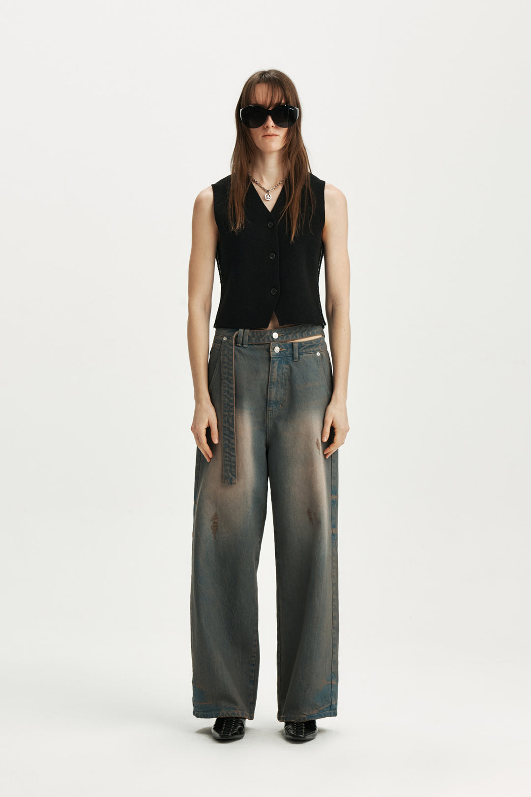 KIMMATIN Unbalance Belted Denim Pants — Blue