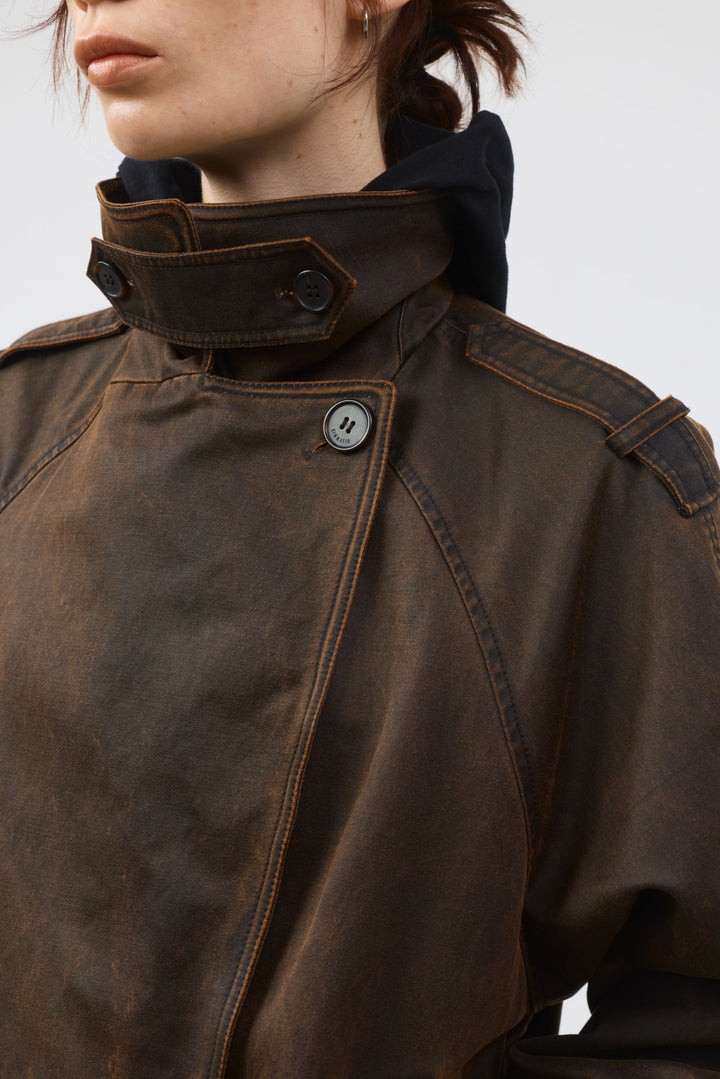 KIMMATIN Washed Trench Jacket — Brown