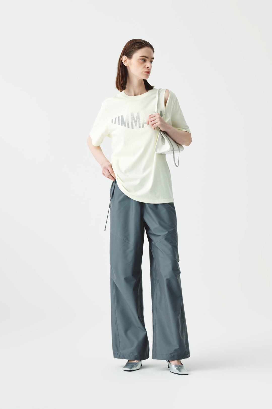 KIMMATIN Cutting Logo Print Oversize Tee
