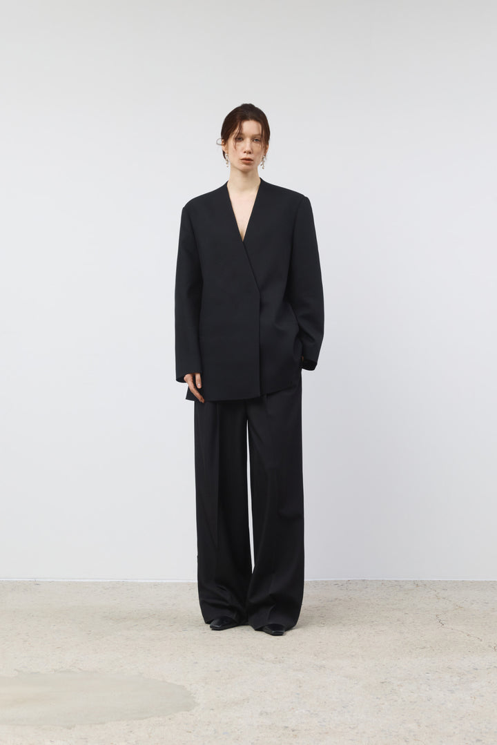 KIMMATIN Destressed Waist Pintuck Wide Pants — Black