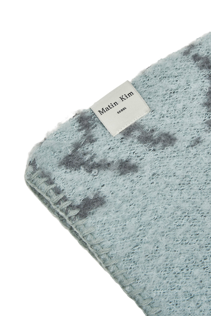 Matin Kim Cracked Logo Muffler — Light Blue