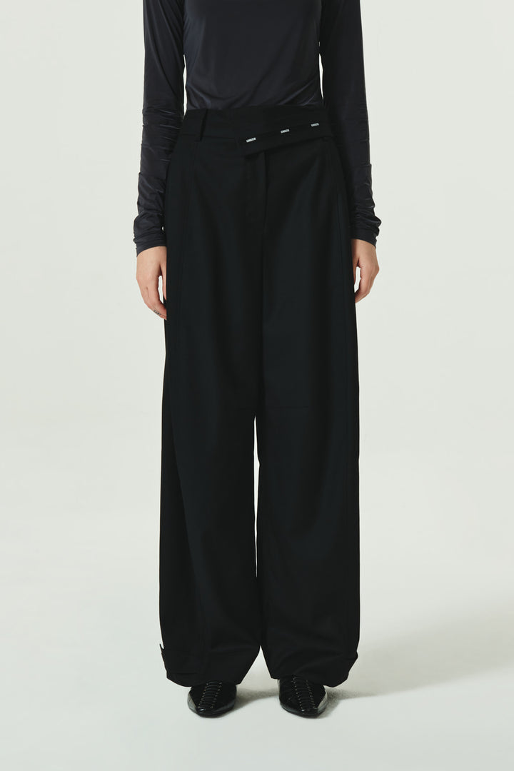 KIMMATIN Foldover Back Pocket Trouser — Black