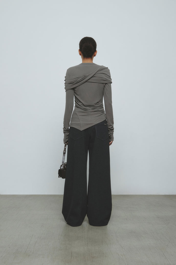 KIMMATIN Off-Shoulder Detail Top — Gray