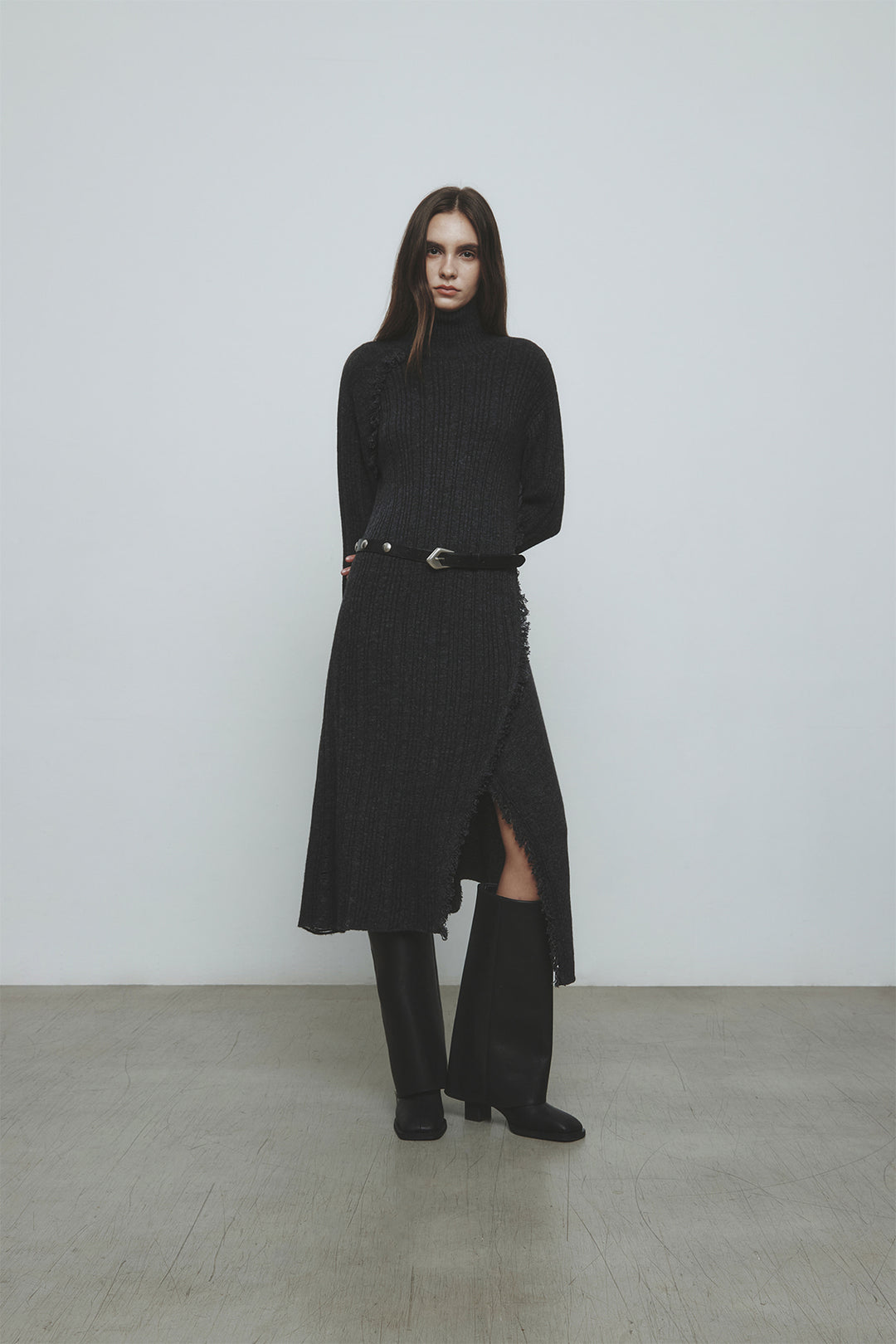 KIMMATIN Unbalance Fringe Knit Dress — Charcoal