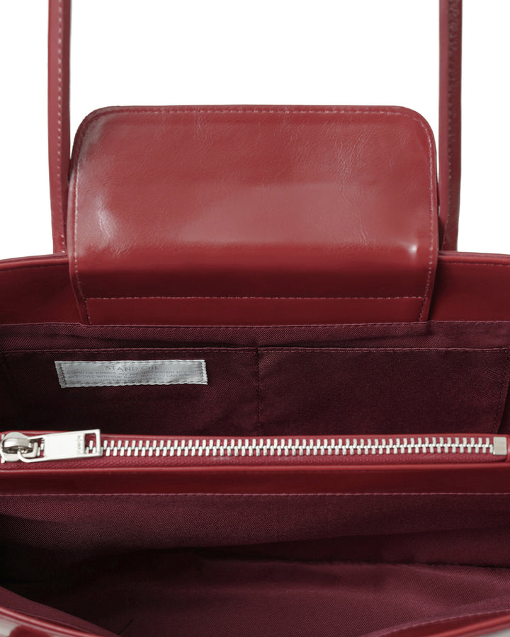 Stand Oil Square Low Bag — Red wine