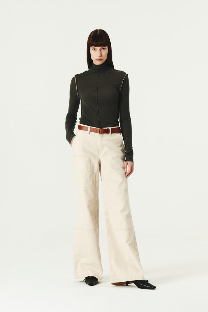 KIMMATIN Cut Line Point Turtle Neck Slim Top — Charcoal