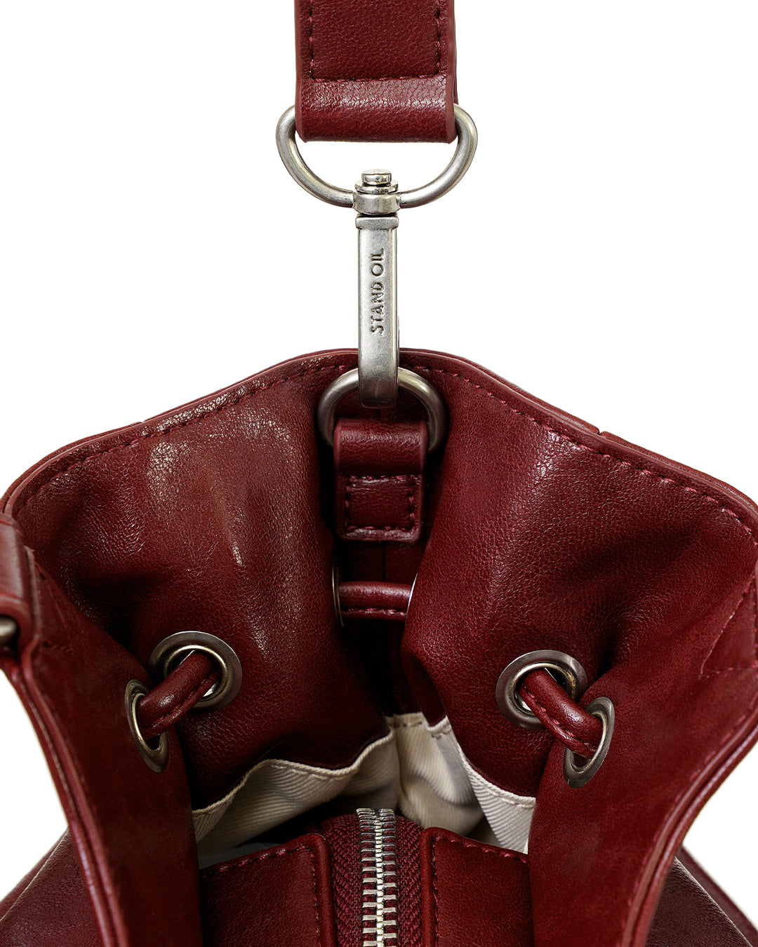 Stand Oil Breezy Bag Mini — Red wine