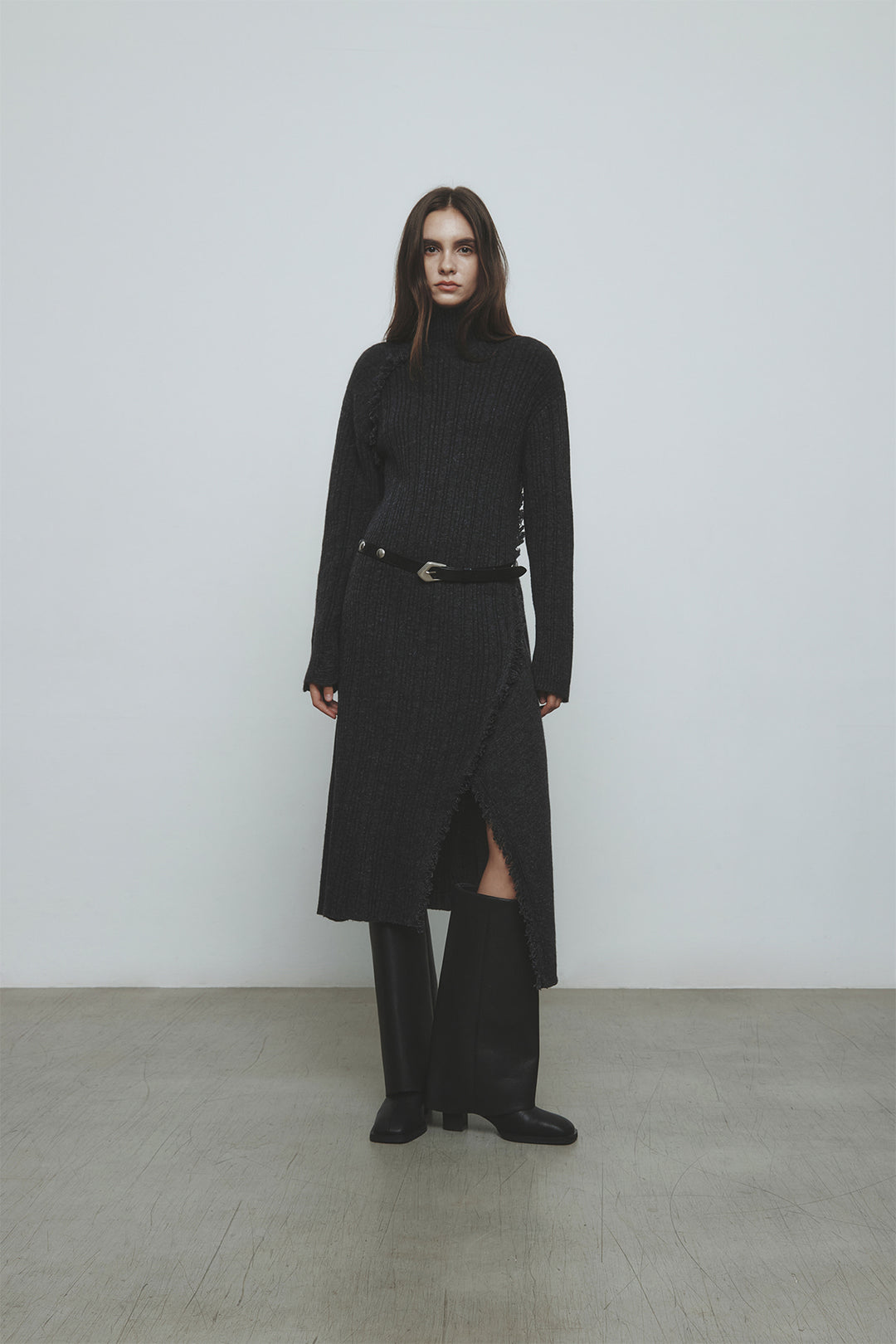 KIMMATIN Unbalance Fringe Knit Dress — Charcoal