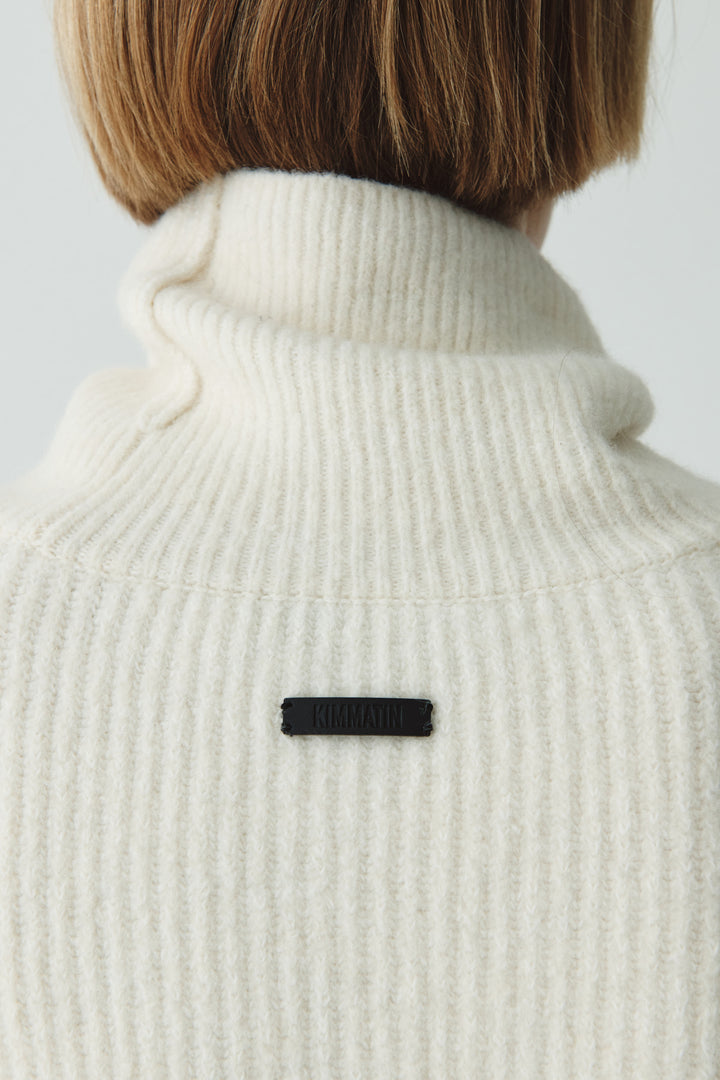 KIMMATIN Wool Blended High Neck Crop Pullover — Ivory
