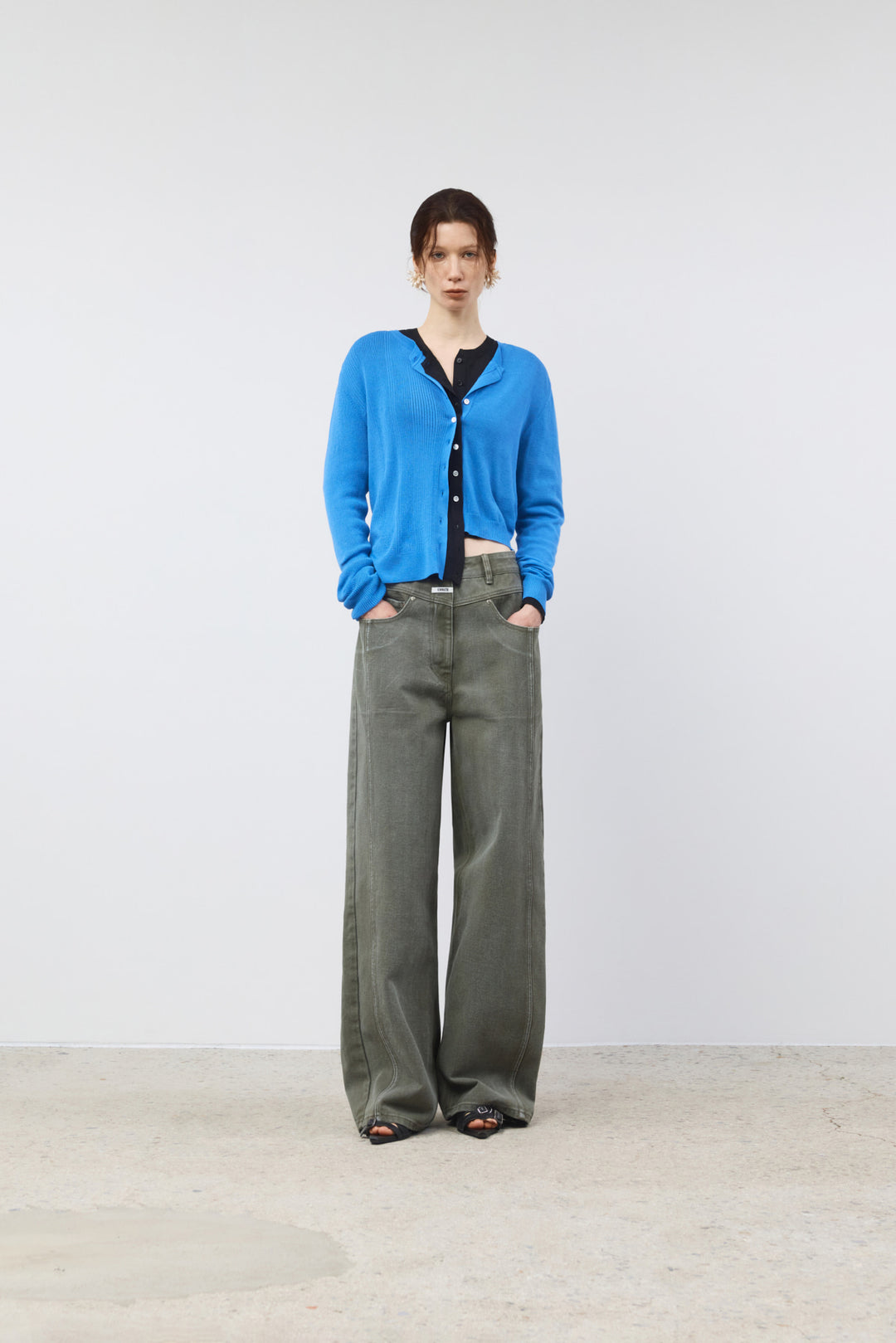KIMMATIN Unbalance Slim Cardigan — Blue