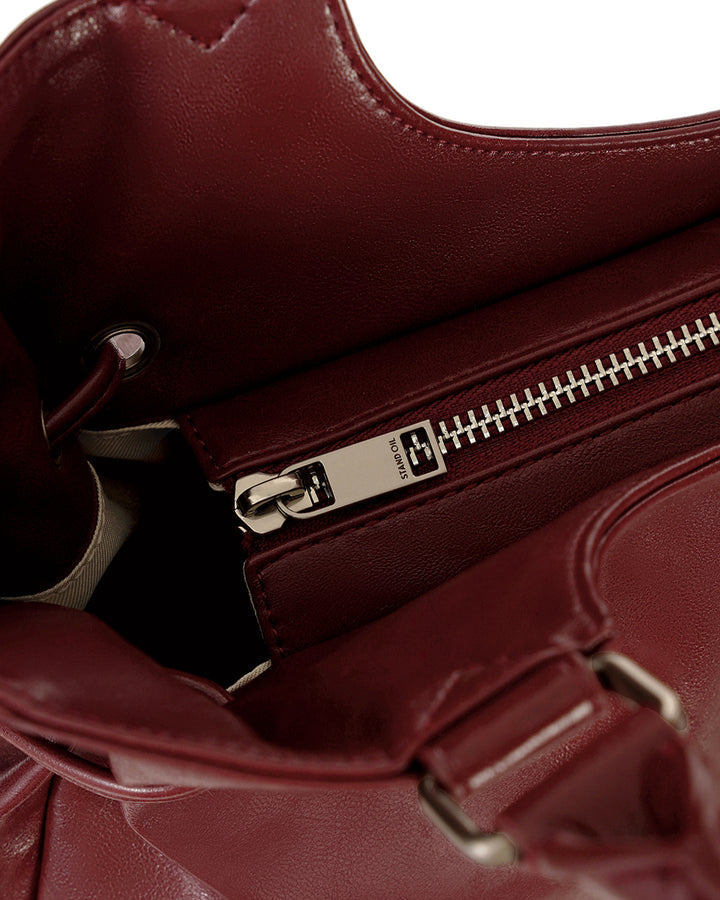 Stand Oil Breezy Bag — Red wine