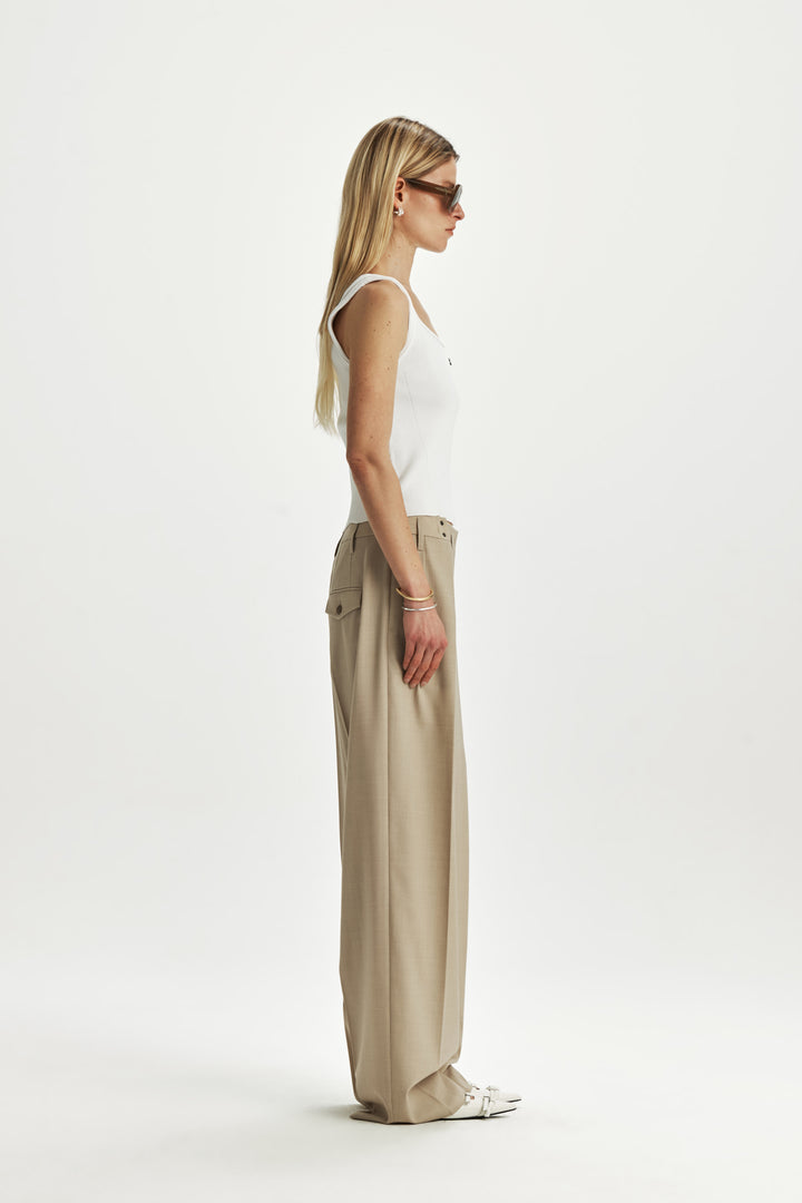 KIMMATIN Waist Hook Point Balloon Trouser — Beige