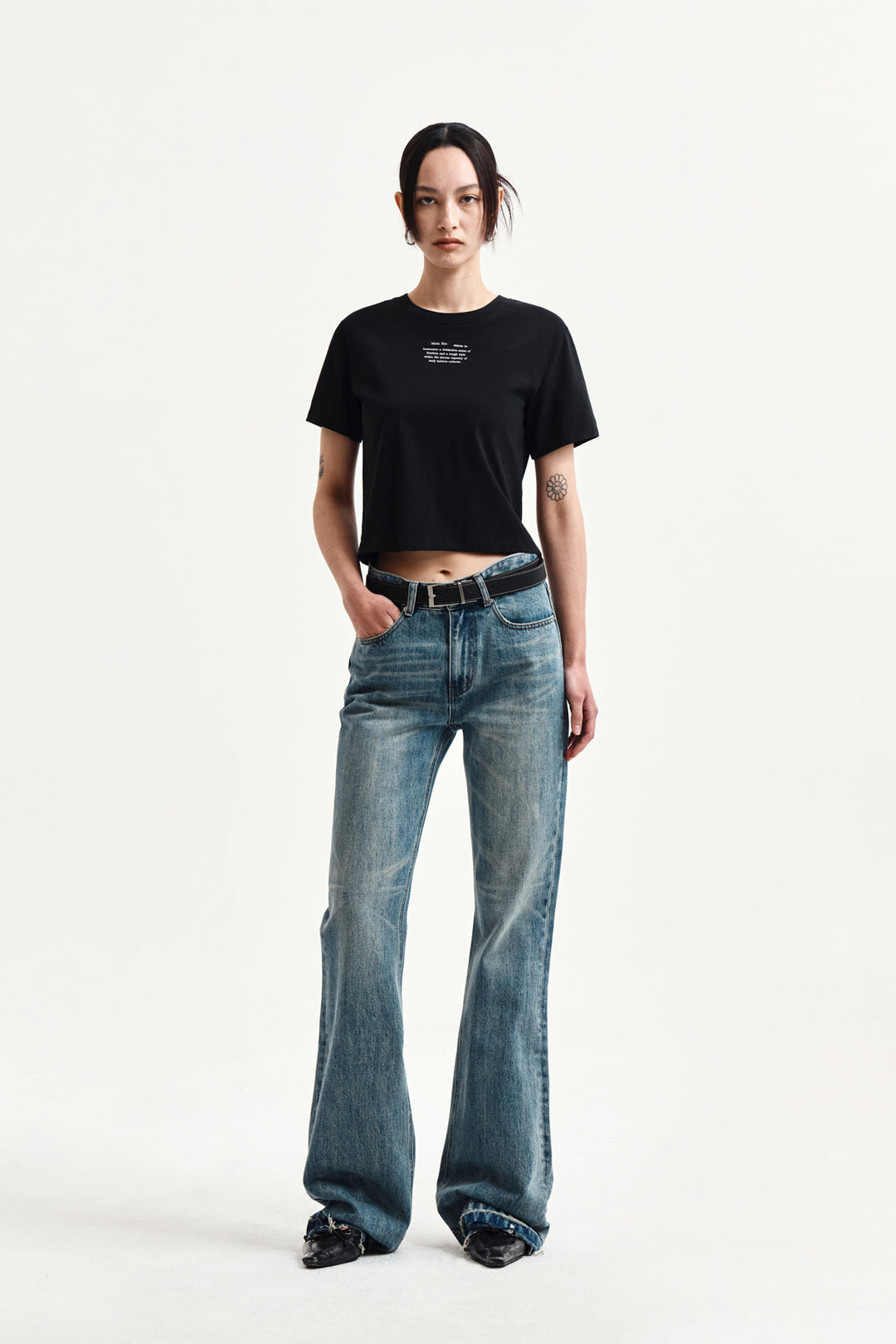 Matin Kim Label Point Lettering Crop Top — Black