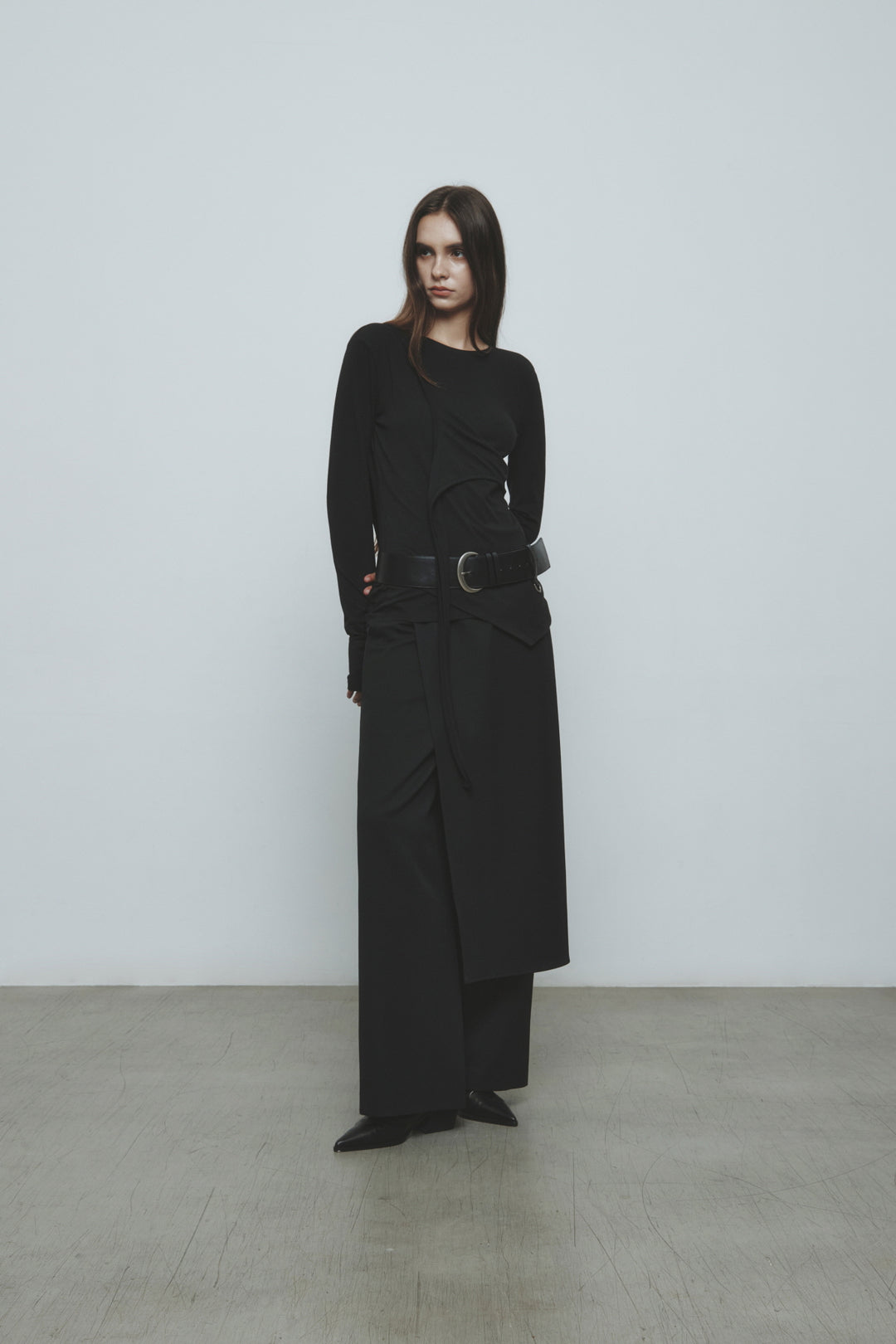 KIMMATIN Twist Strap Long Sleeve Top — Black