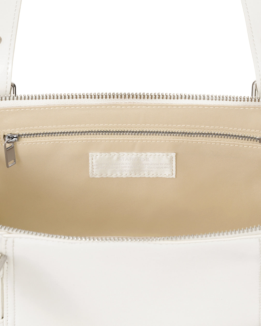 Stand Oil Boat Bag — Glossy Shoulder Crossbody — White
