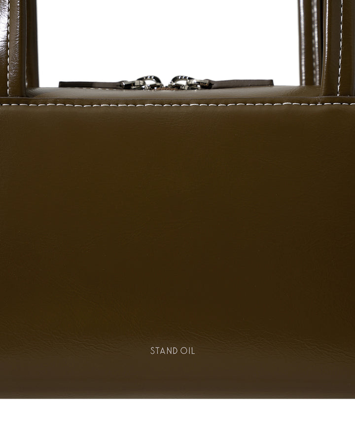 Stand Oil Post Bag — Square Box Shoulder Bag — Stitch Mocha