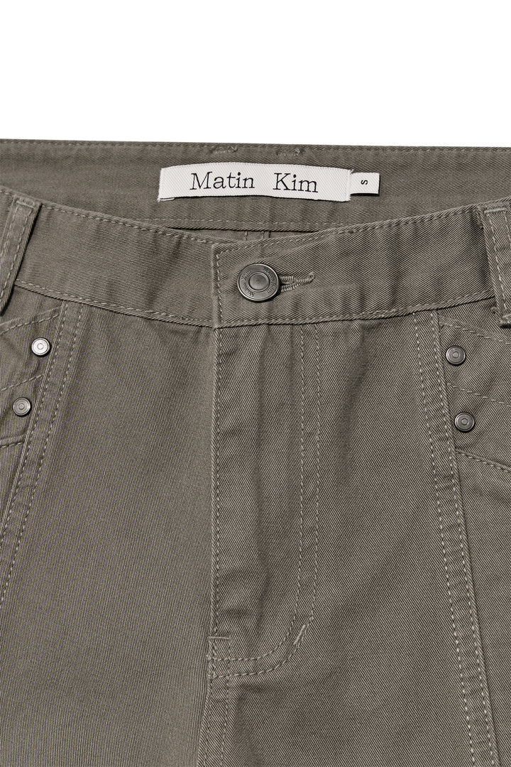 Matin Kim Semi Slimfit Bermuda Pants — Khaki