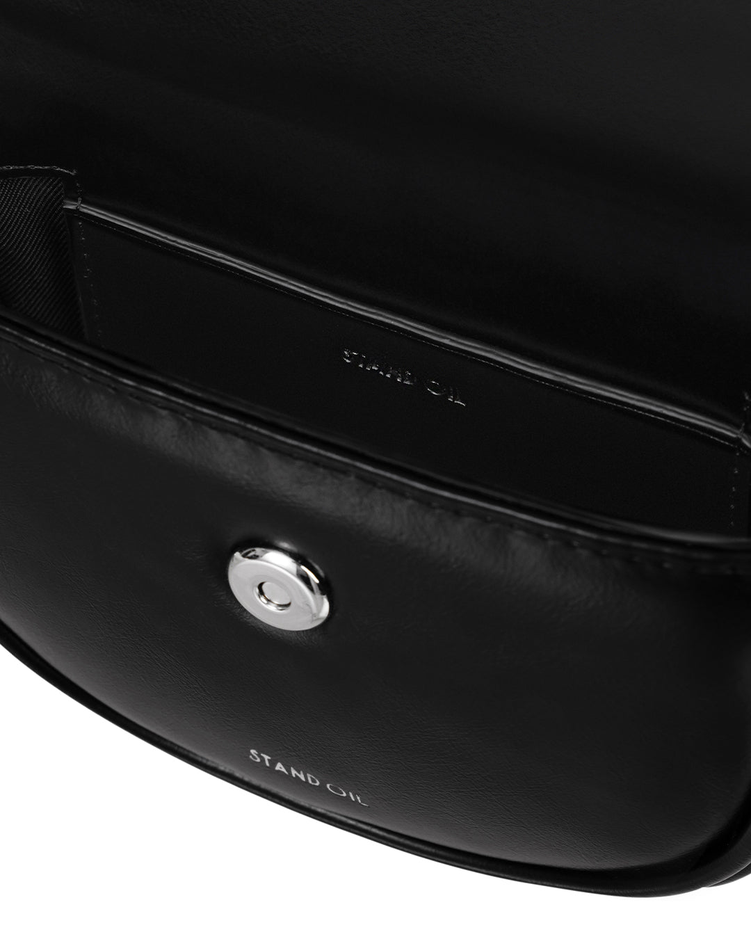 Stand Oil Mino Bag — Half-Moon Crossbody — Black