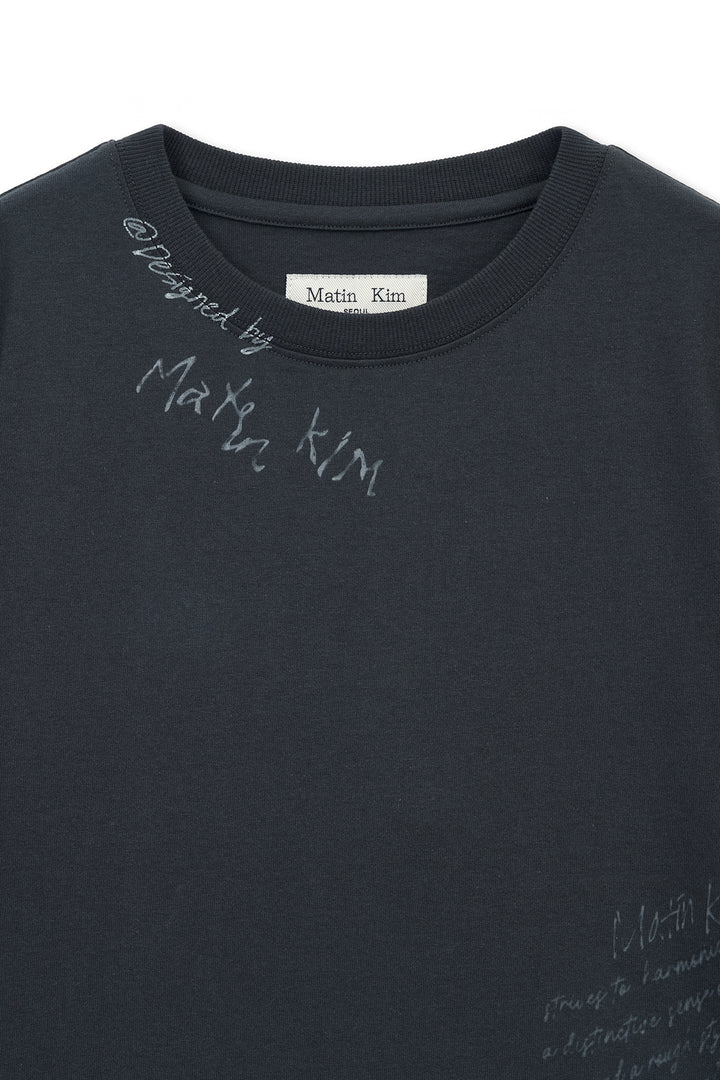 Matin Kim Graffiti Round Hem Crop Top — Navy blue