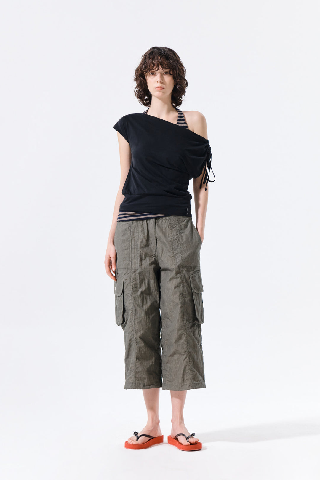 Matin Kim Crinkle Capri Pants — Khaki