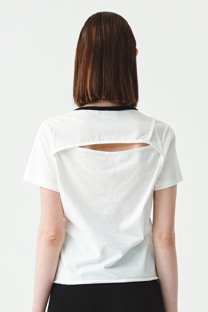 KIMMATIN Back Slit Slim Top — White