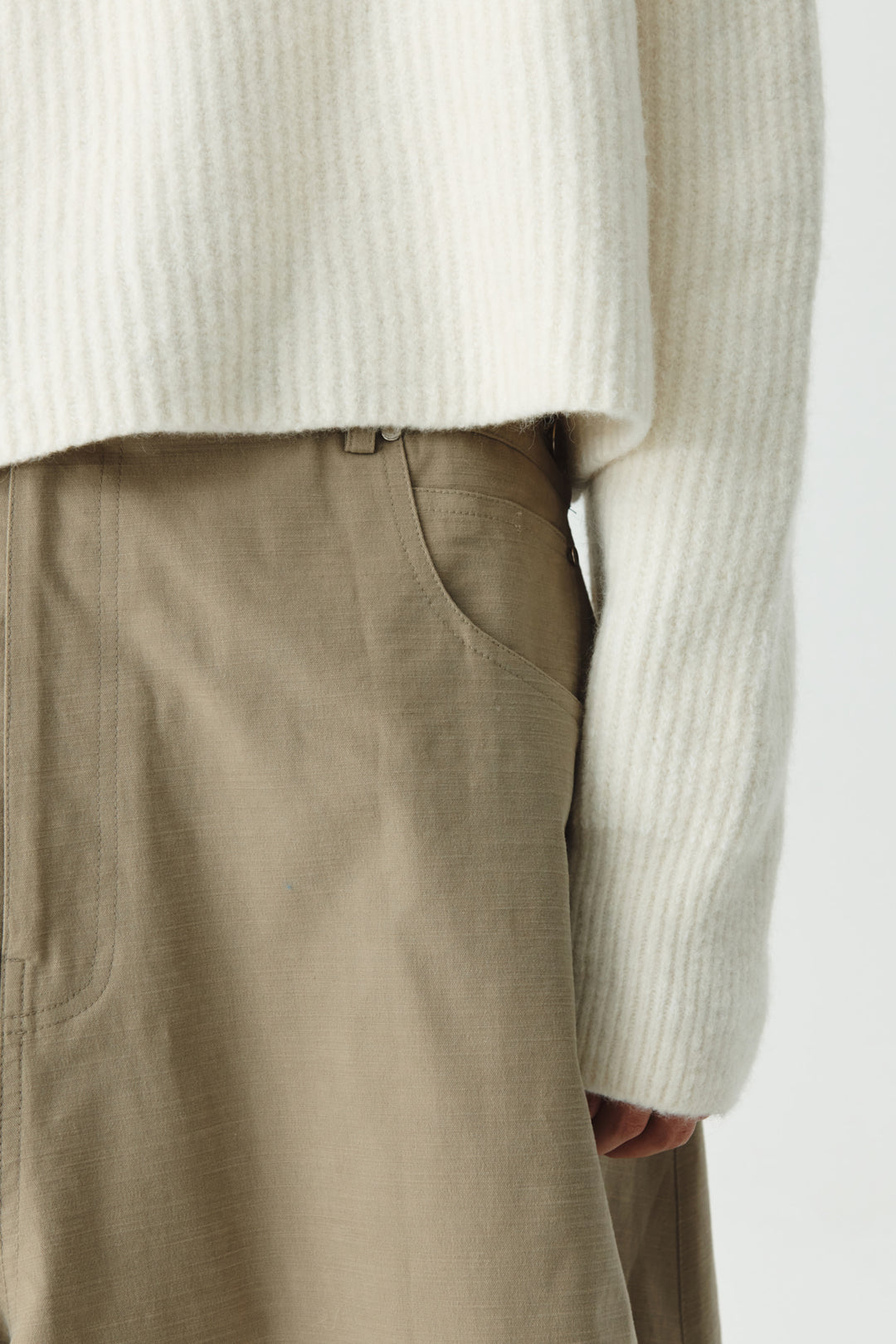 KIMMATIN Wool Blended High Neck Crop Pullover — Ivory