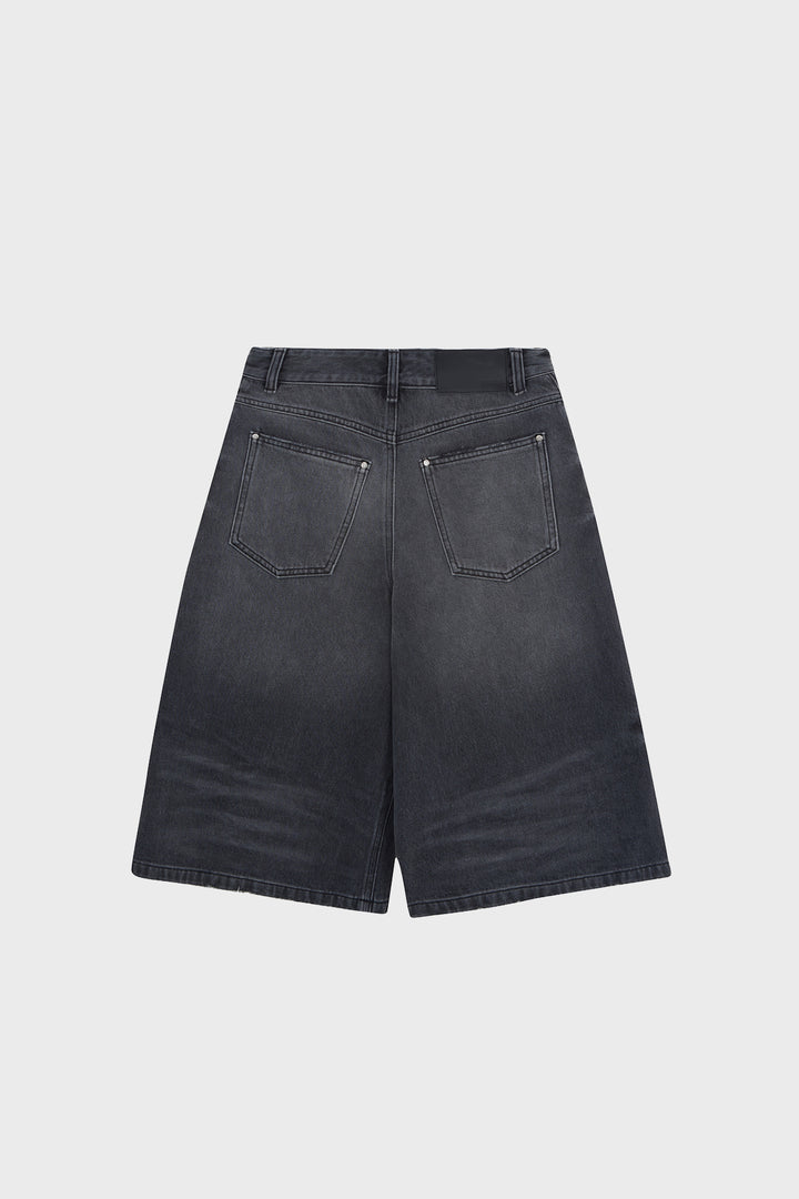 KIMMATIN Contrast Bermuda Denim in Dark — Gray