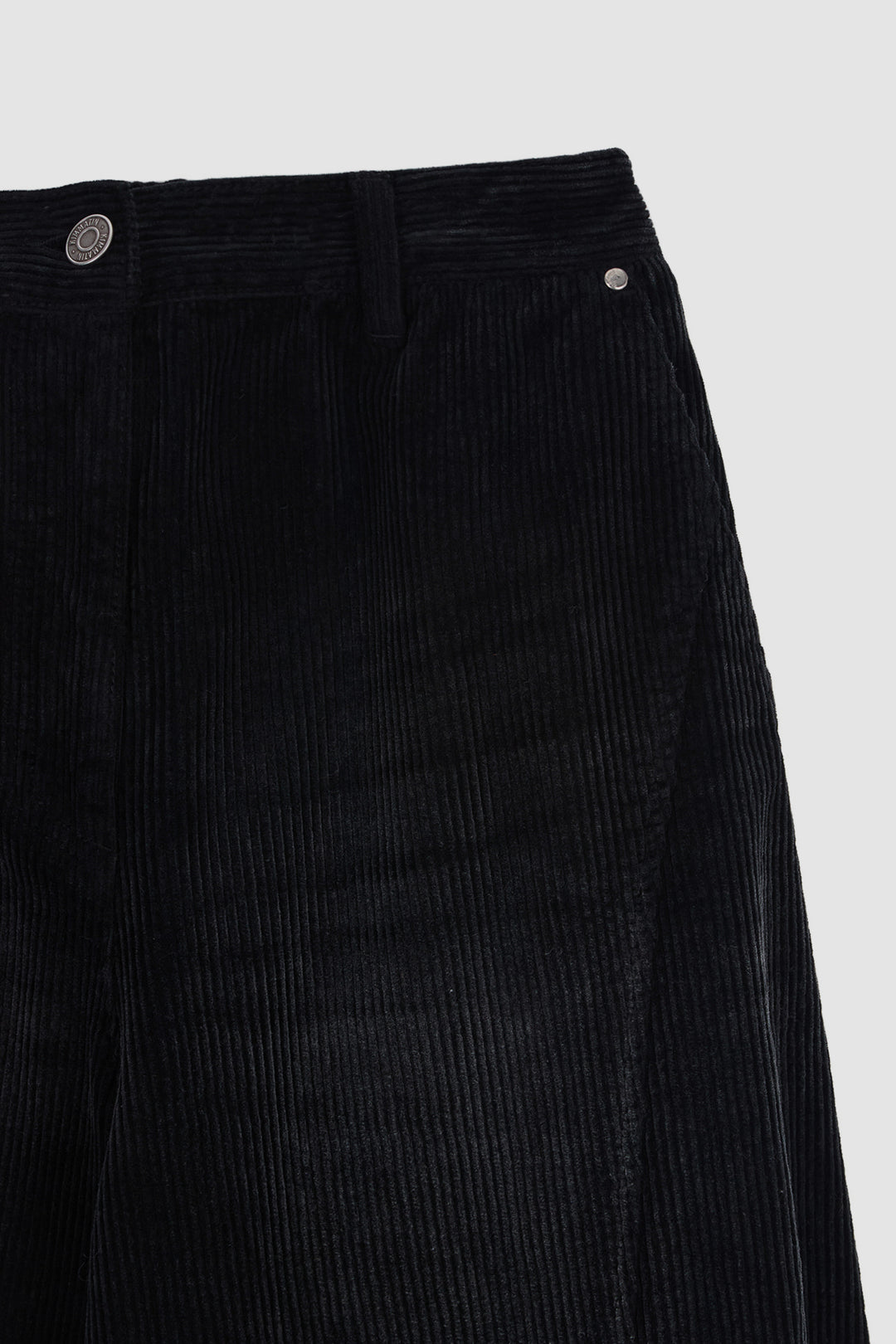 KIMMATIN Washed Corduroy Volume Pants — Black
