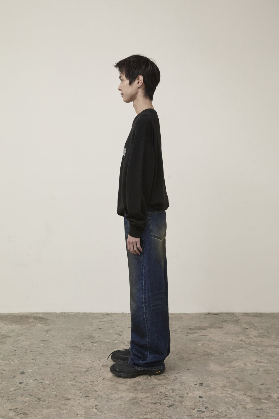 Matin Kim Color Trim Line Logo Pullover — Black