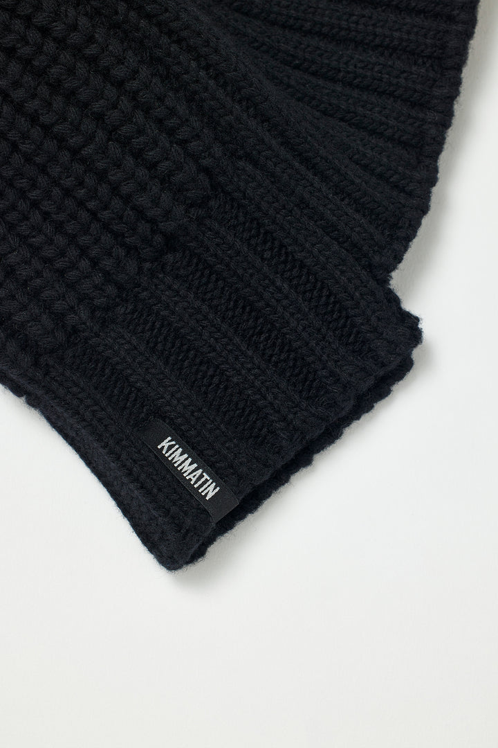 KIMMATIN Unbalance Knit Beanie — Black