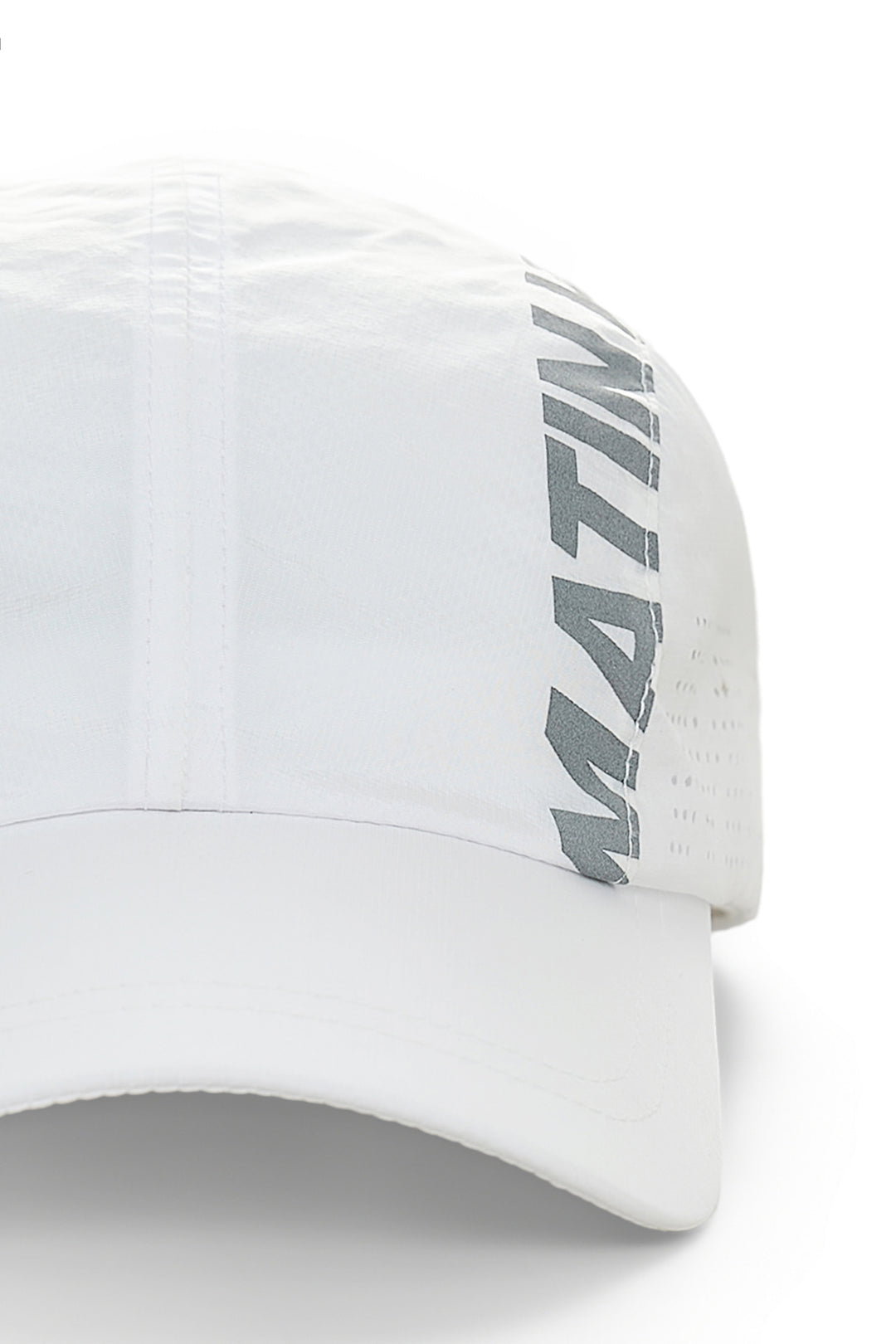 Matin Kim Mesh Logo Sporty Cap — White
