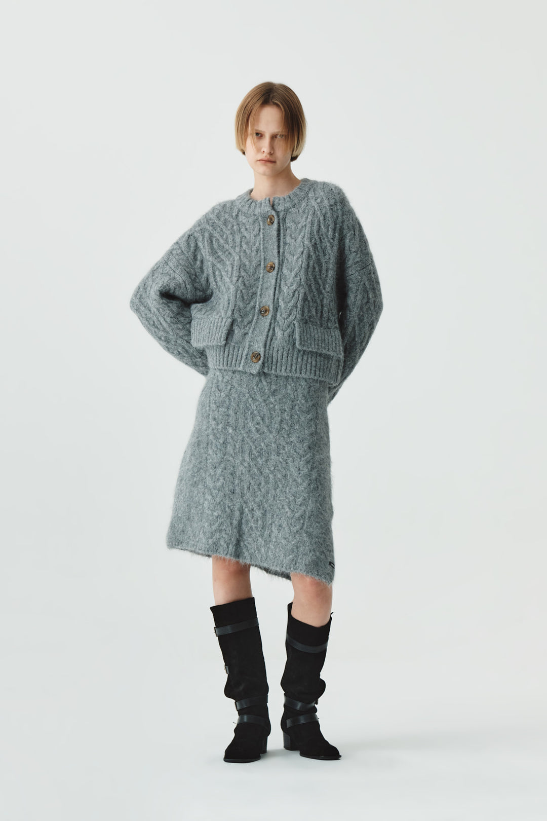 KIMMATIN Wide Cable Midi Knit Skirt — Gray