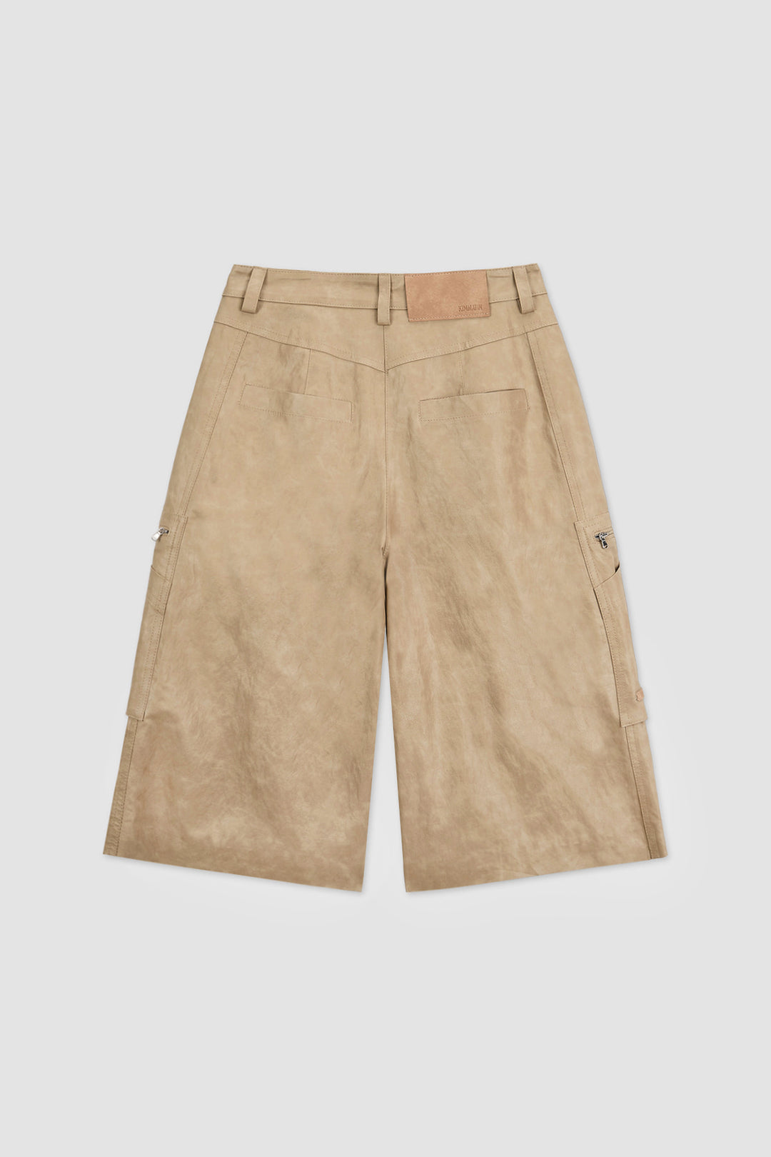 KIMMATIN Pocket Point Leather Bermuda — Beige