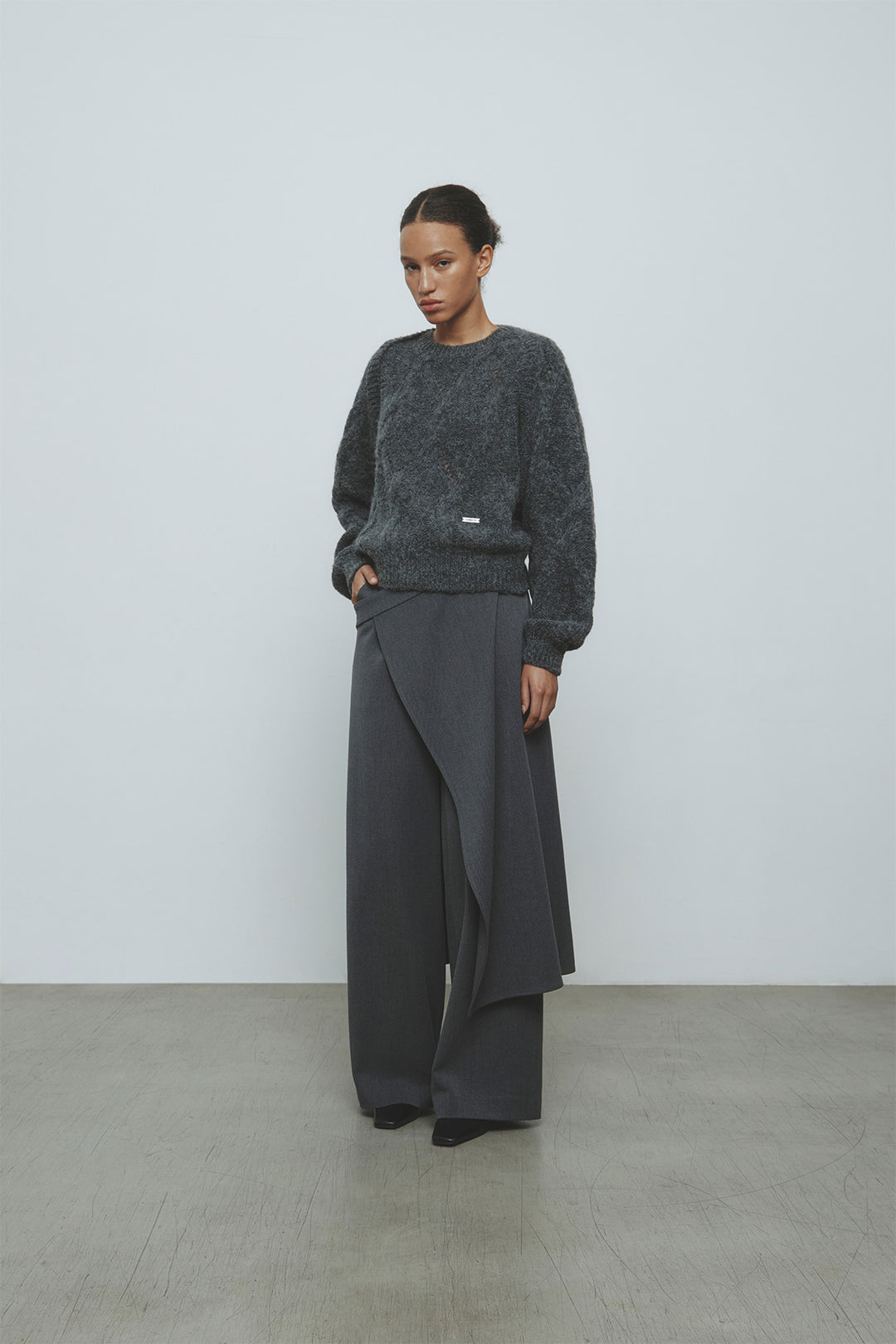 KIMMATIN Bolero Layered Cable Knit Pullover — Charcoal