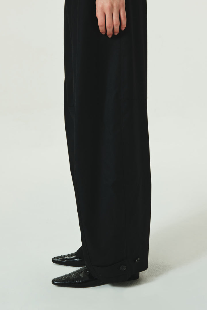 KIMMATIN Foldover Back Pocket Trouser — Black