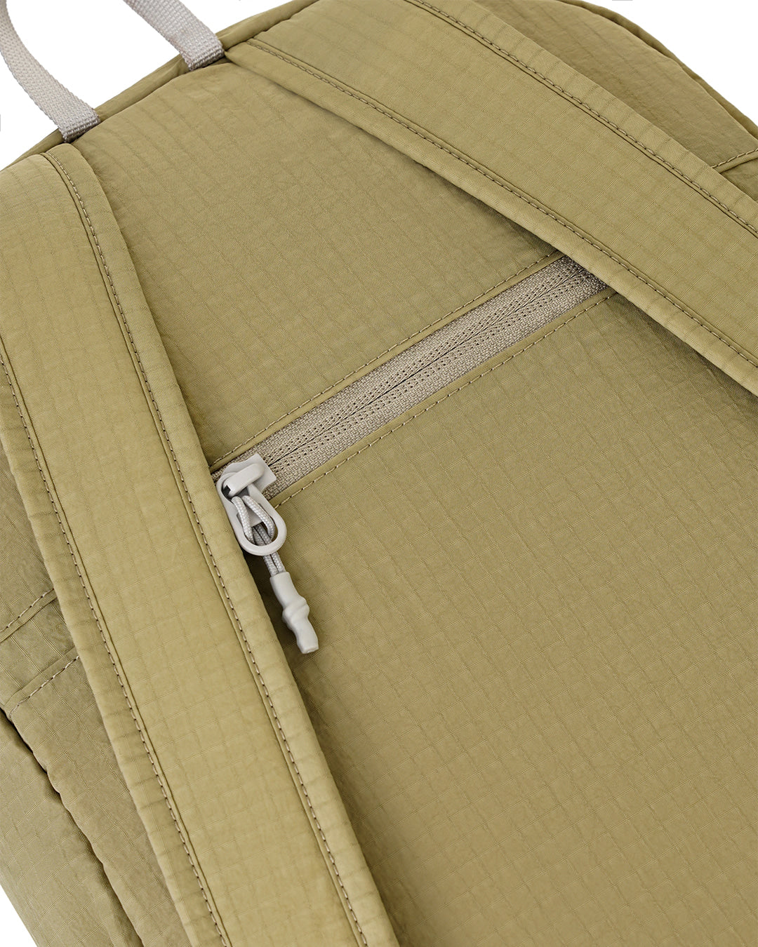 Stand Oil Plico Backpack — Olive