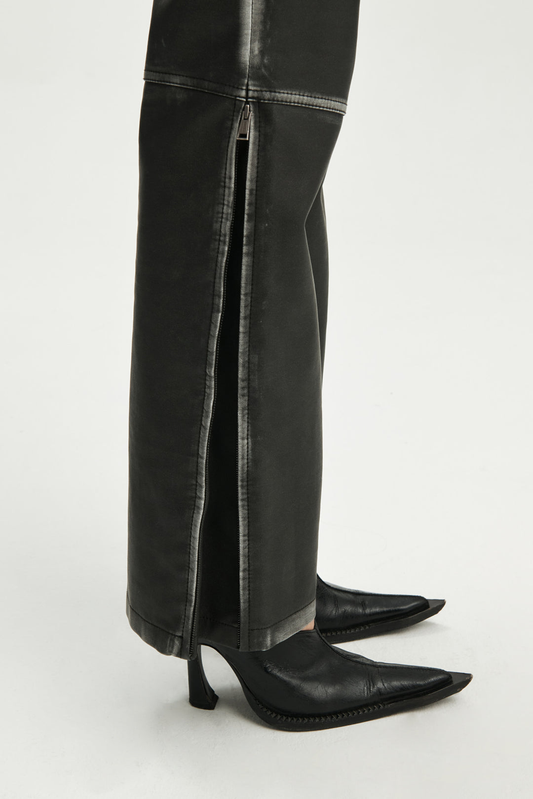 KIMMATIN Belted Vintage Faux Leather Pants — Black