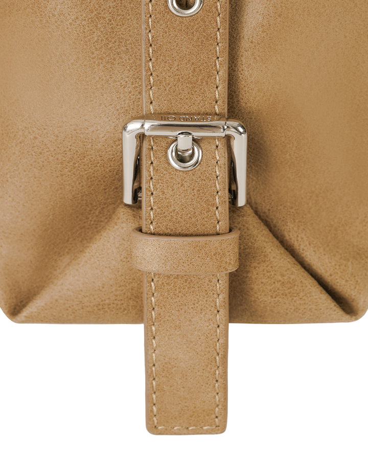 Stand Oil Mushy Bag Mini — Camel