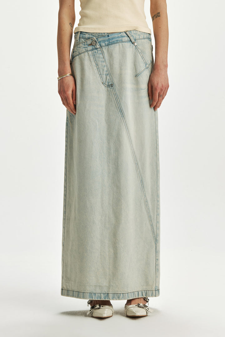 KIMMATIN Waist Point Denim Maxi Skirt — Light Blue