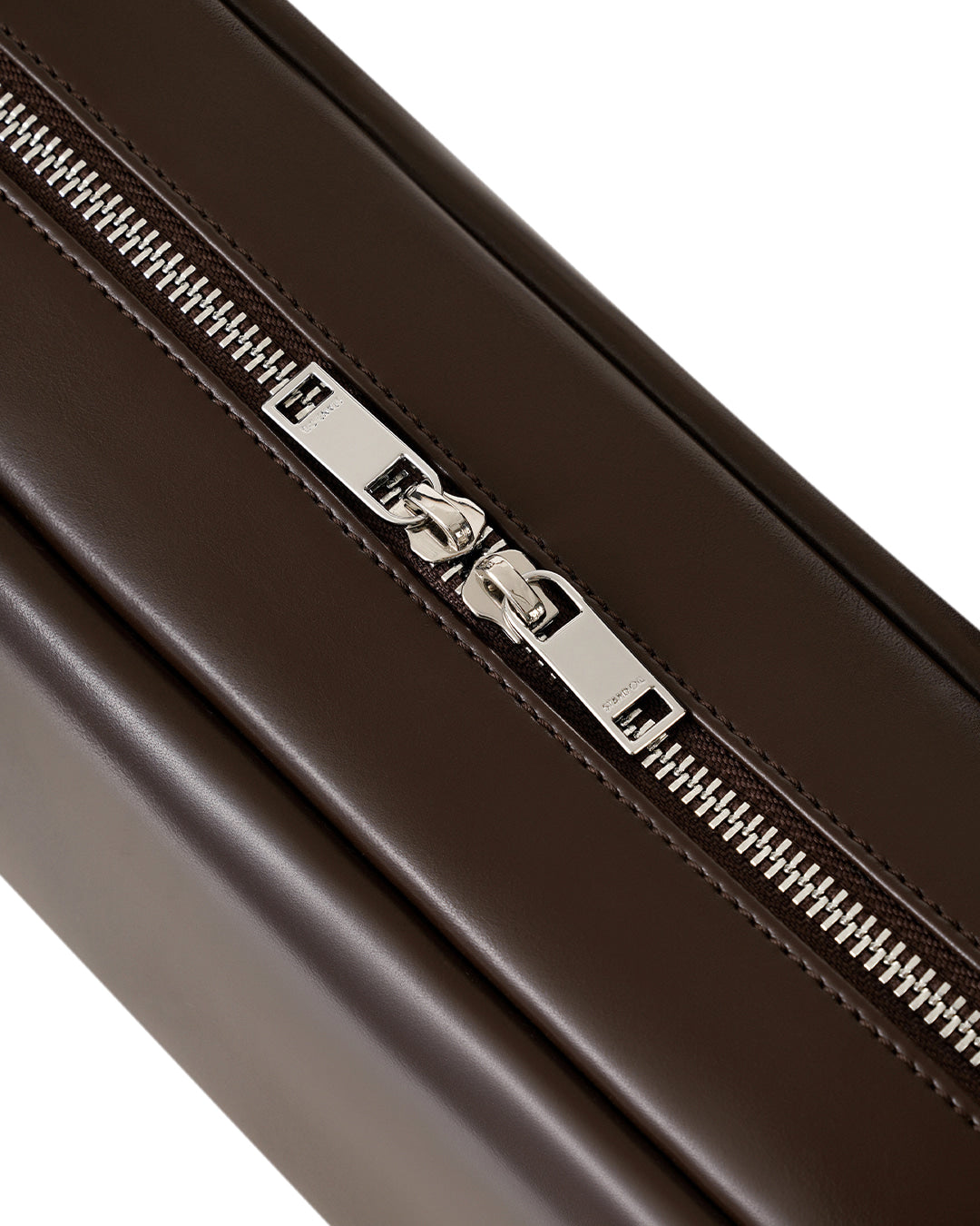 Stand Oil More Baguette Bag — Maroon
