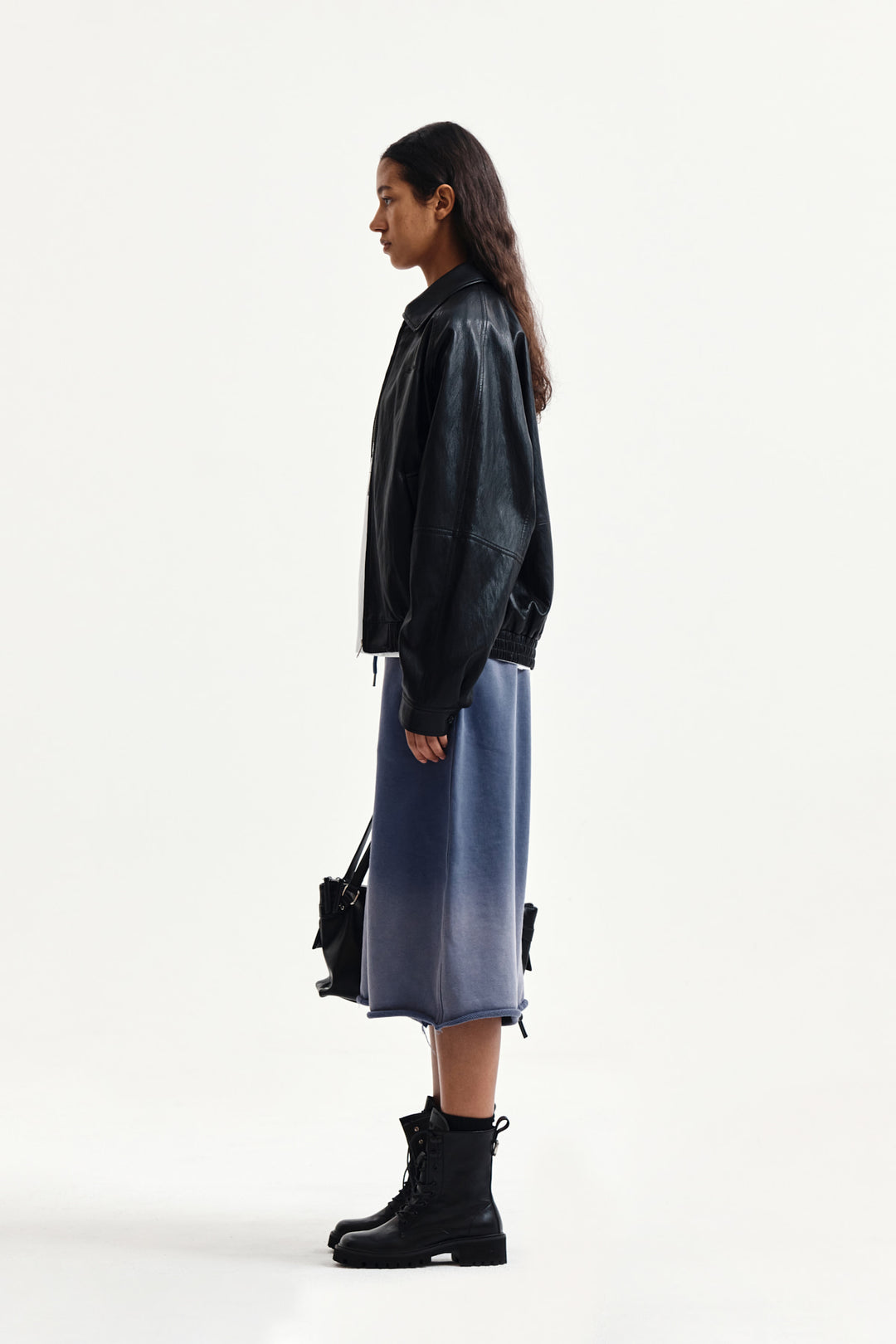 Matin Kim Vintage Washed Back Logo Bermuda Sweatpants — Blue